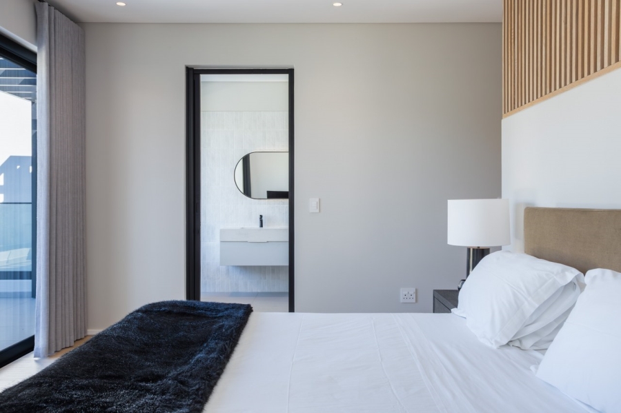 4 Bedroom Property for Sale in Val De Vie Estate Western Cape